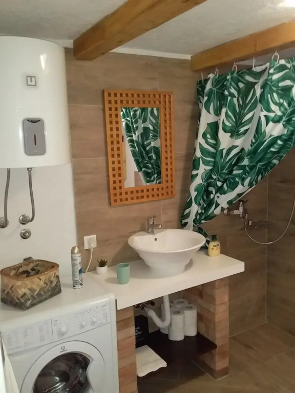 Apartment Mir
