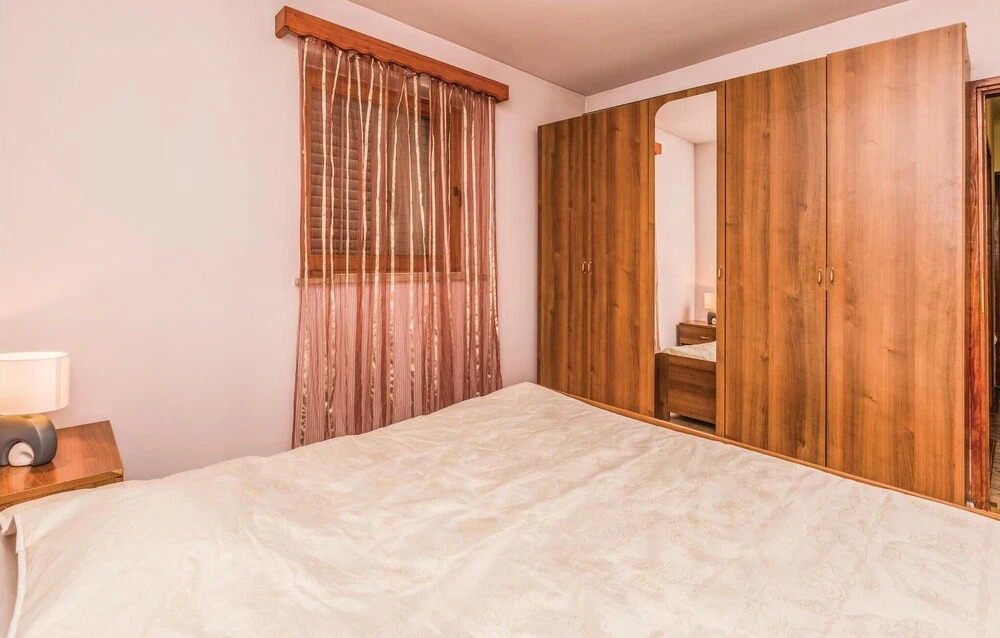Awesome Home in Marcana With Wifi and 3 Bedrooms