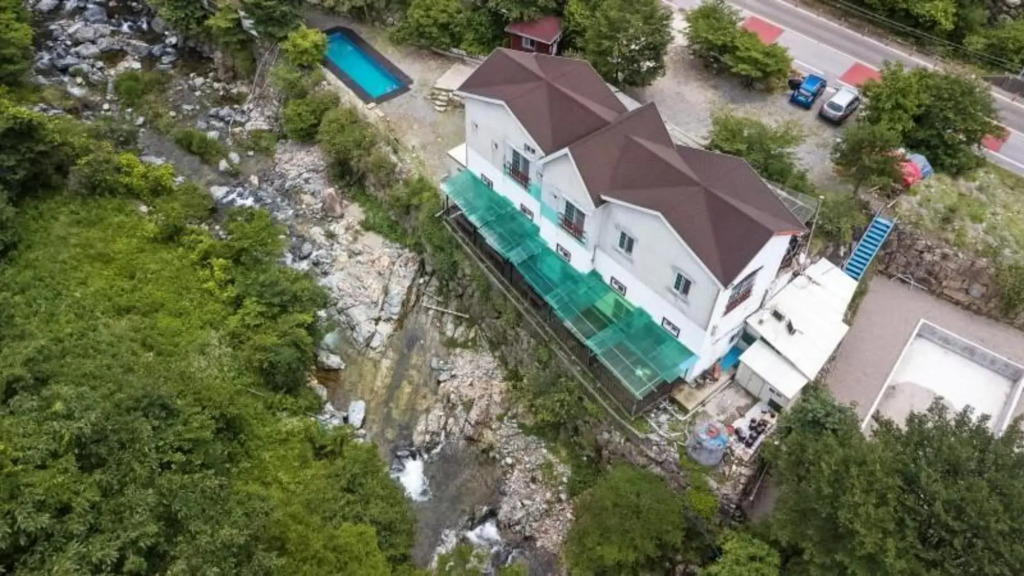 Ulsan Chereville Pension(철구소쉐르빌펜션)