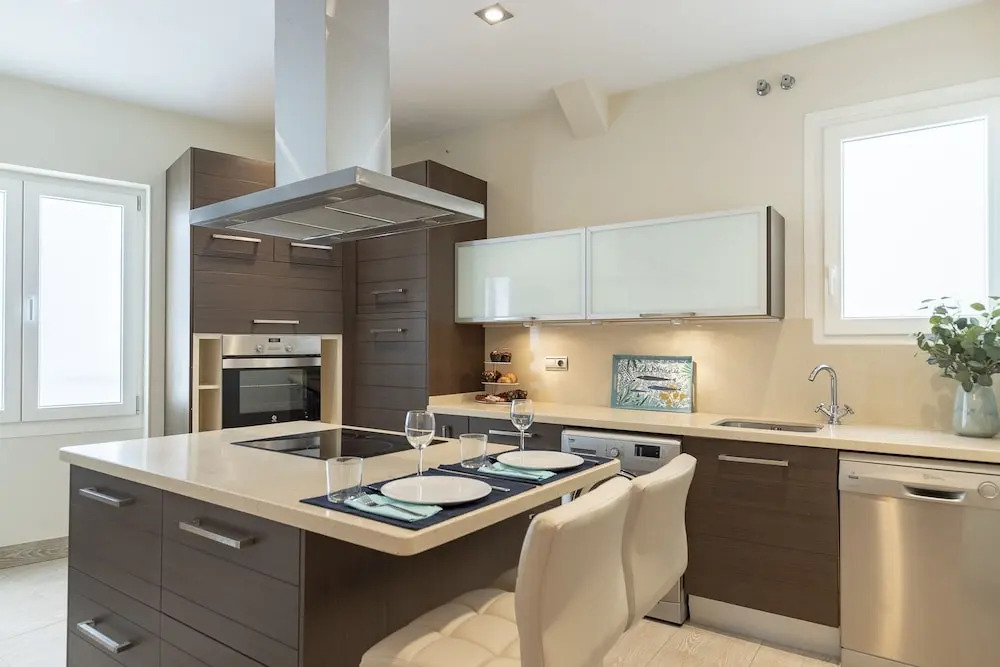 Living4Malaga Granada Supreme