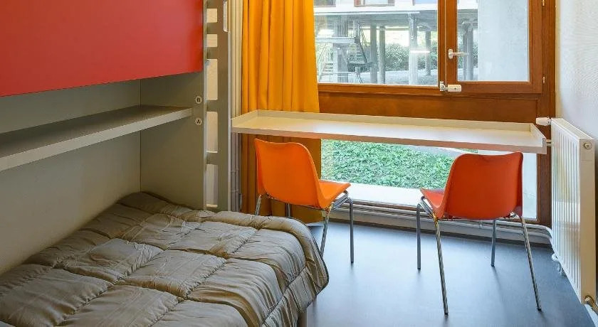 Centre/Place Jaurès * Studios MyCityHome * Mezzanine
