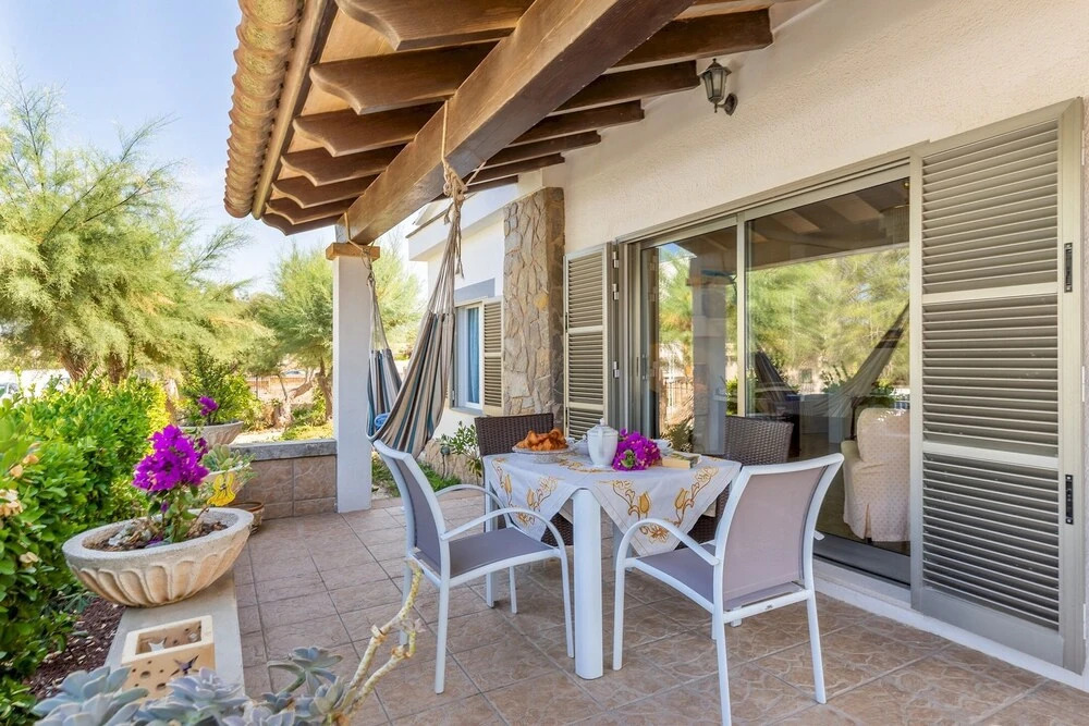 Sea side Cottage in Son Serra Marina 4 persons