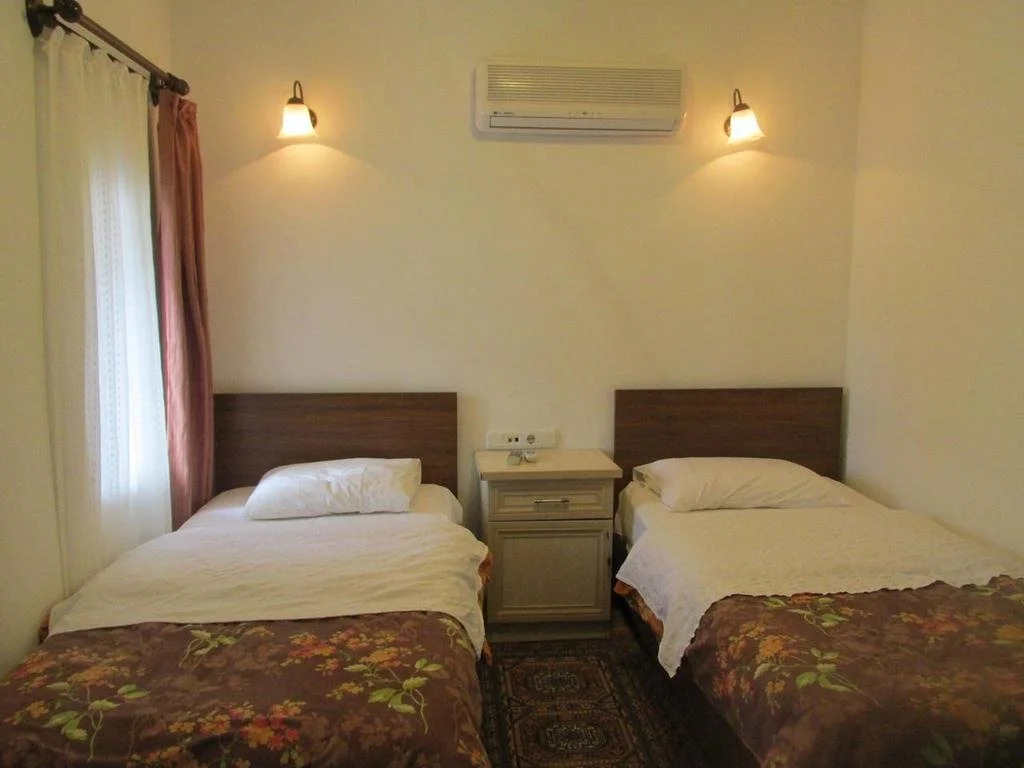 Sabah Gurses Villas