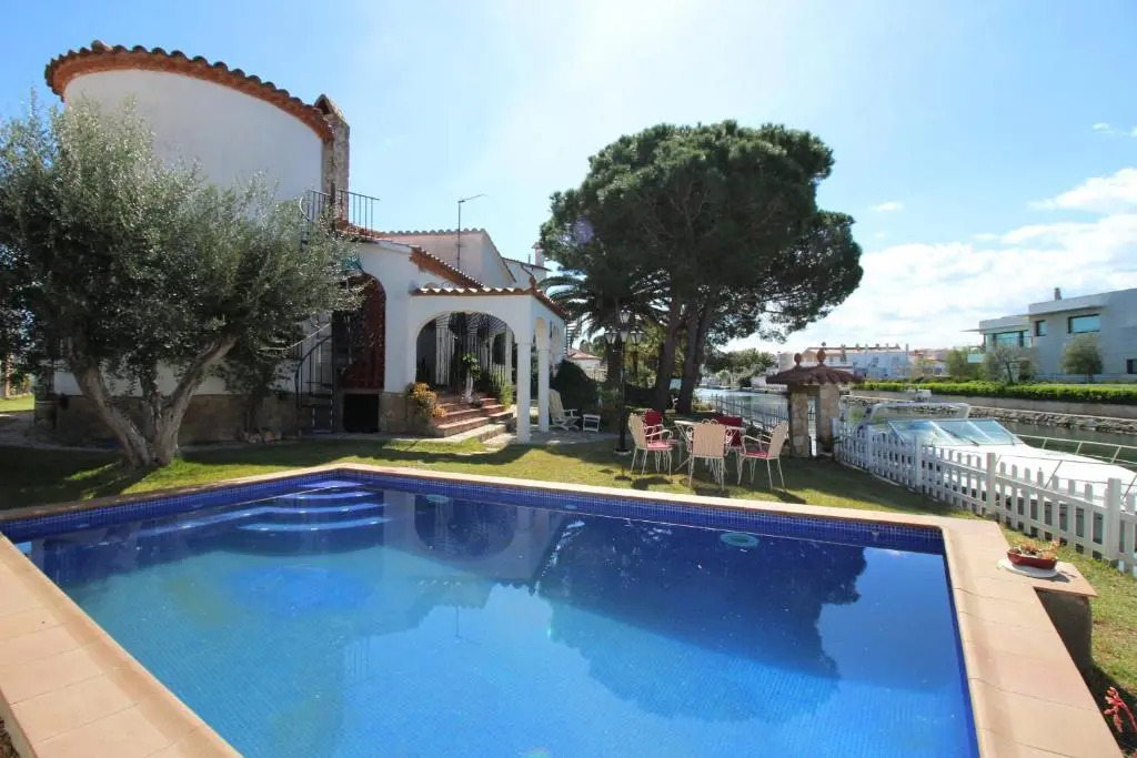 Basic Confort Casa Tordera 24e