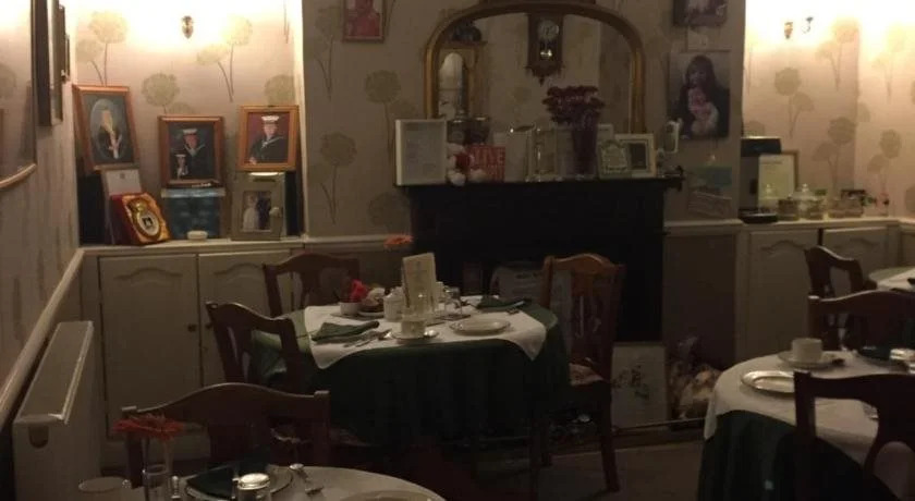 Ivy Bank Guest House, Tenby