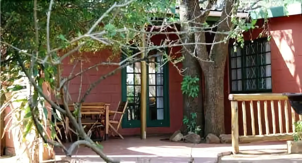 Sand Forest Lodge