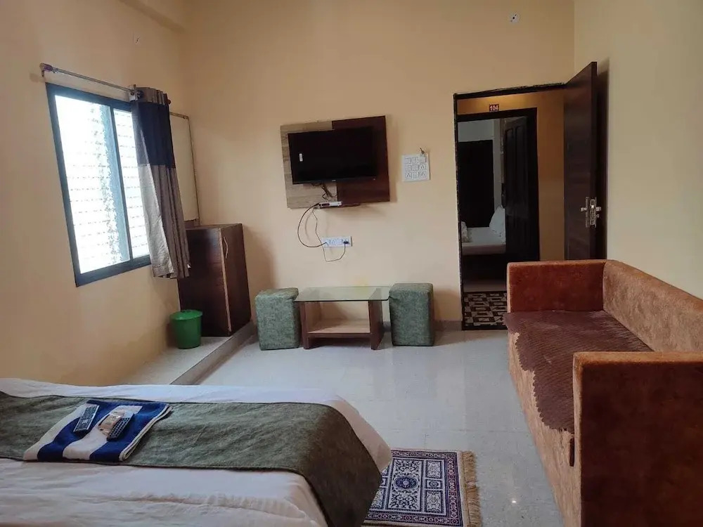 Hotel Shivalay Palace