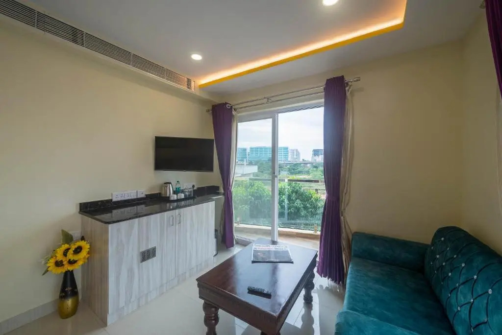 Zenith Suites