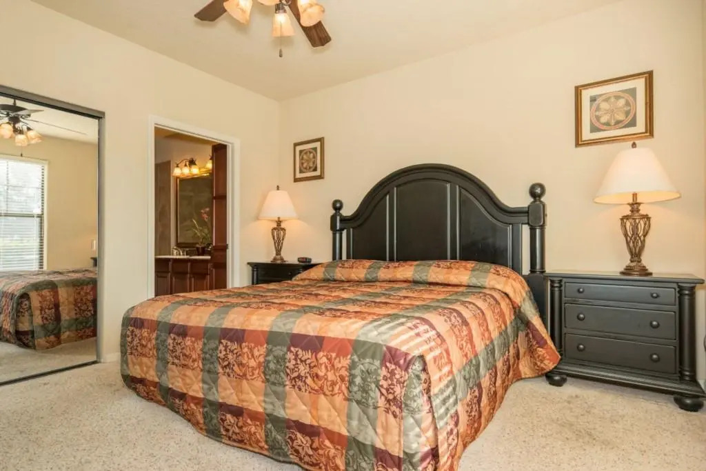 903 Charo Parkway Unit 812 4 Bedrooms, 3 Bathrooms