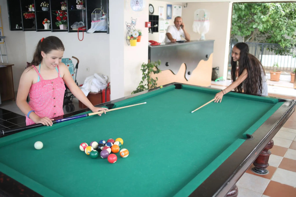 Tuntas Suites Altinkum