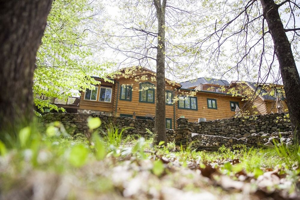 Honey Maple Grove BnB