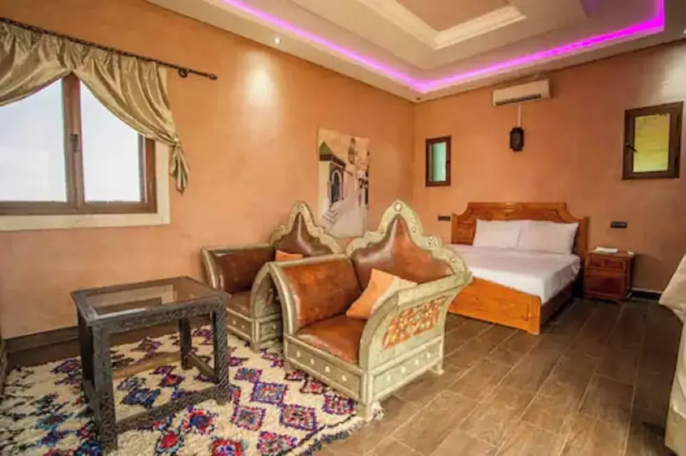 Villa Familiale De 5 Chambres Avec Piscine