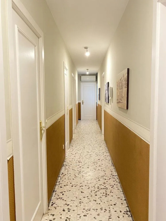 Agi Avenida Apartments