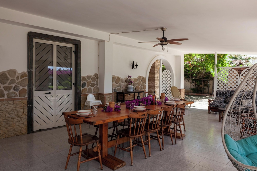 Villa Erika with private pool and garden - Happy Rentals