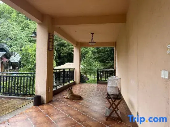 Longmen Nankunshan Yuanshang Homestay