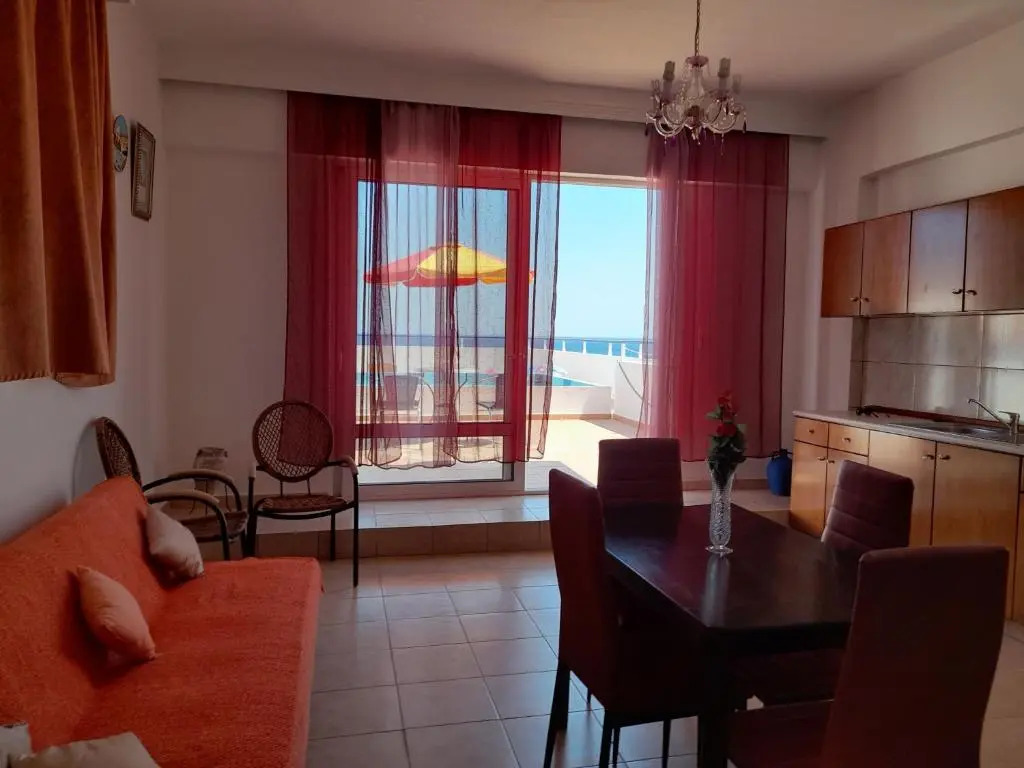 Stegna Sunrise Suite Sleeps 4 Pool