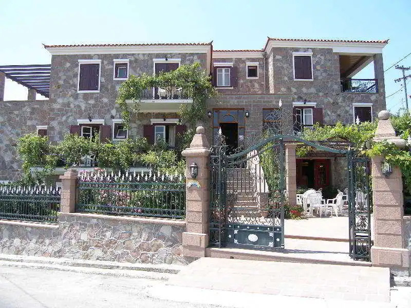 Hotel Iris