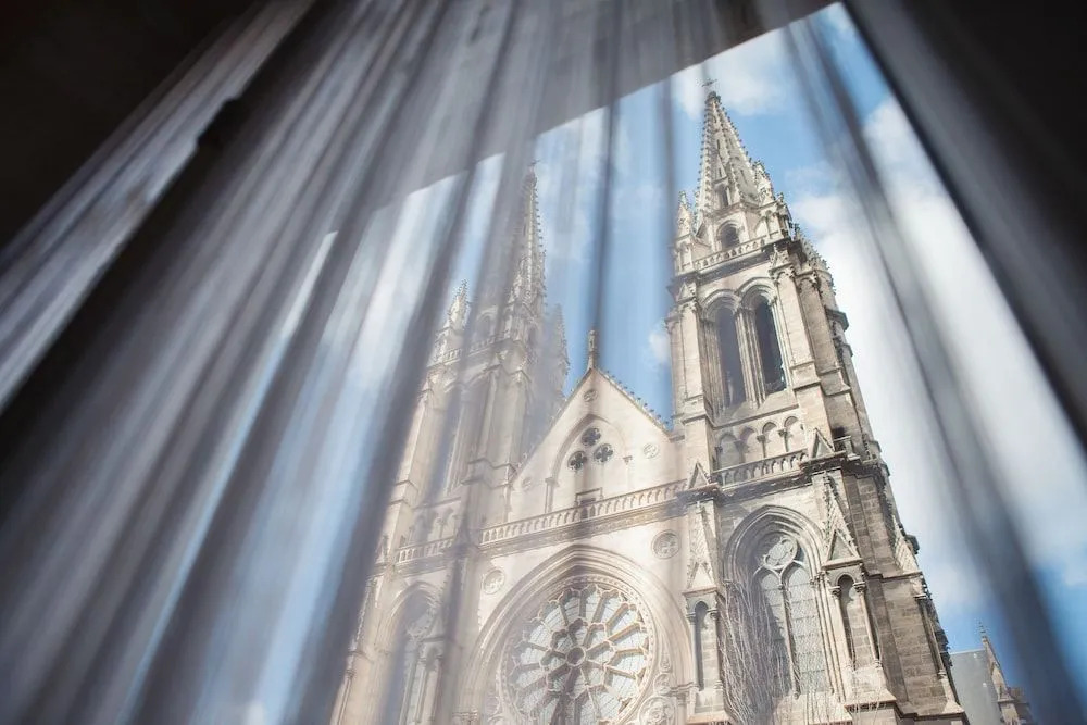 Une Chambre Chez Dupont