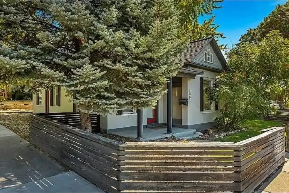 The Elm Tree Cottage Private House