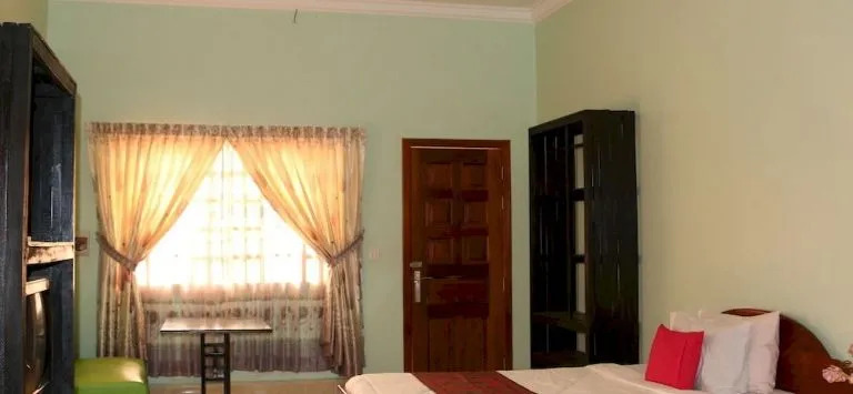 Surmetta Inn