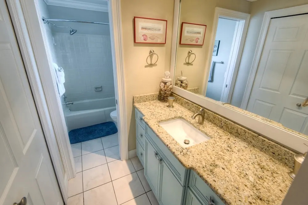 Island Breeze Apartment 2
