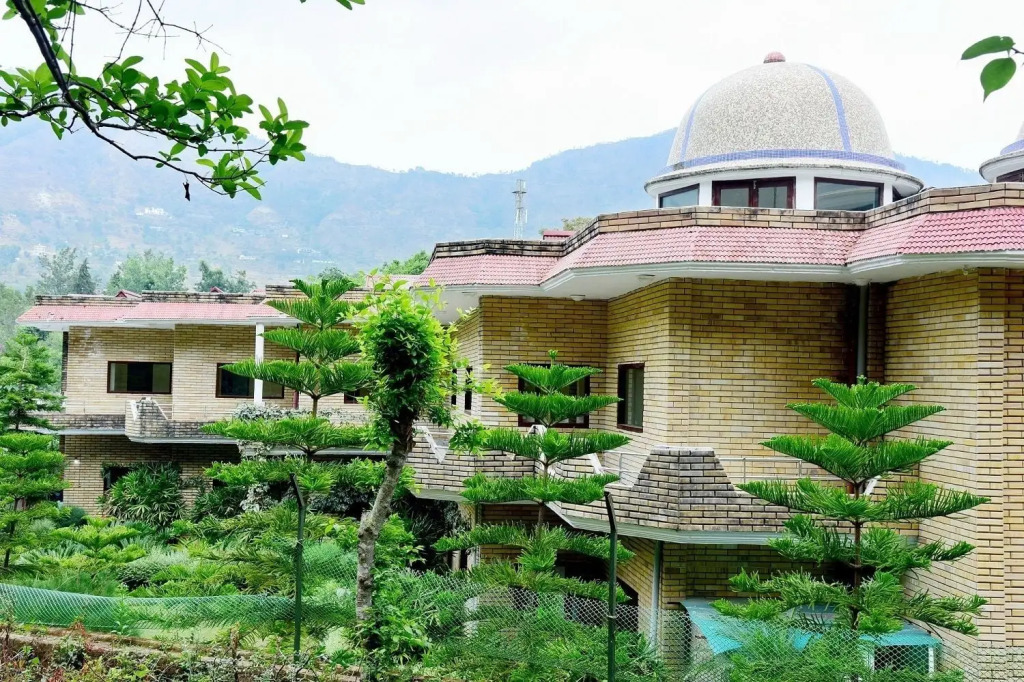 Savara Kumkum Inn