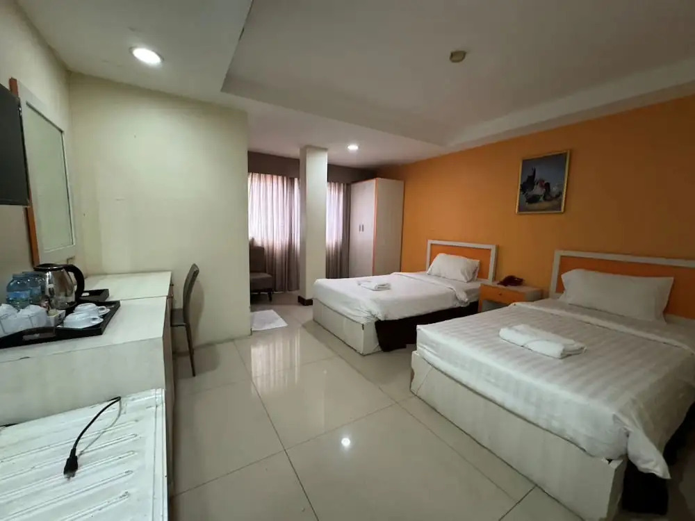 Orchid Inn SKV3