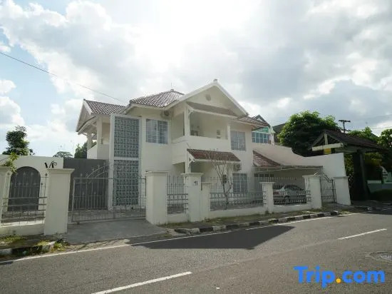 Villa Sukun