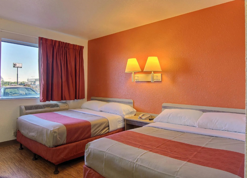Motel 6-Bismarck, ND