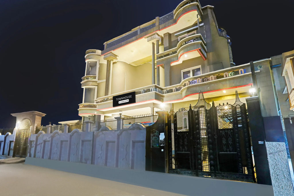 Super OYO Townhouse Vijay Khand Gomti Nagar