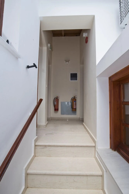 Antonakos Rooms