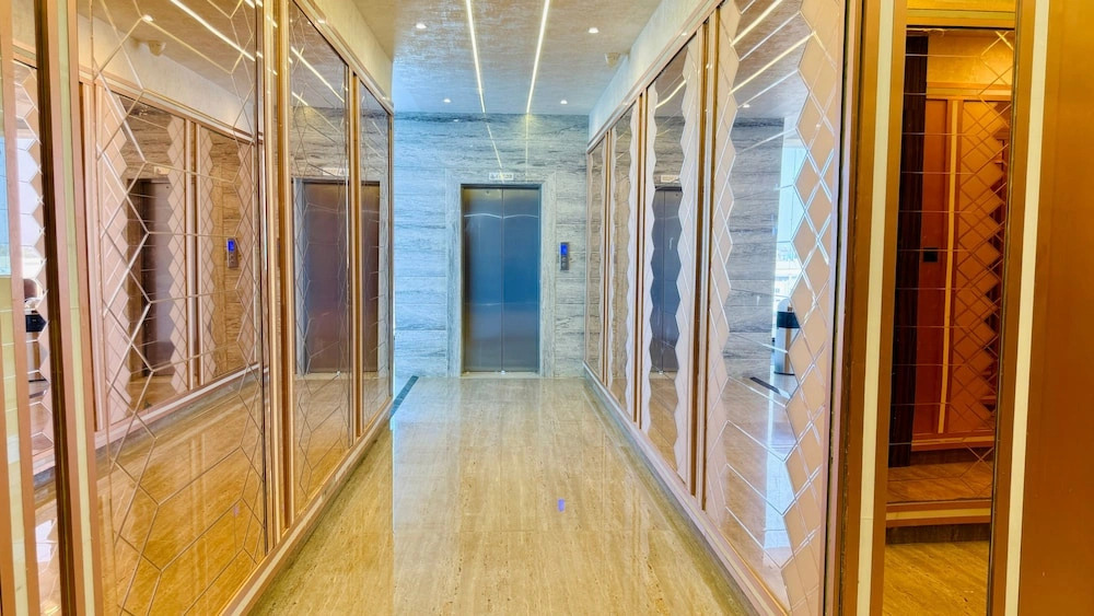 Pheonix Luxury Inn