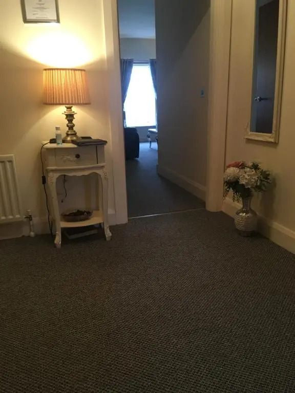 Silverhill House Apartment