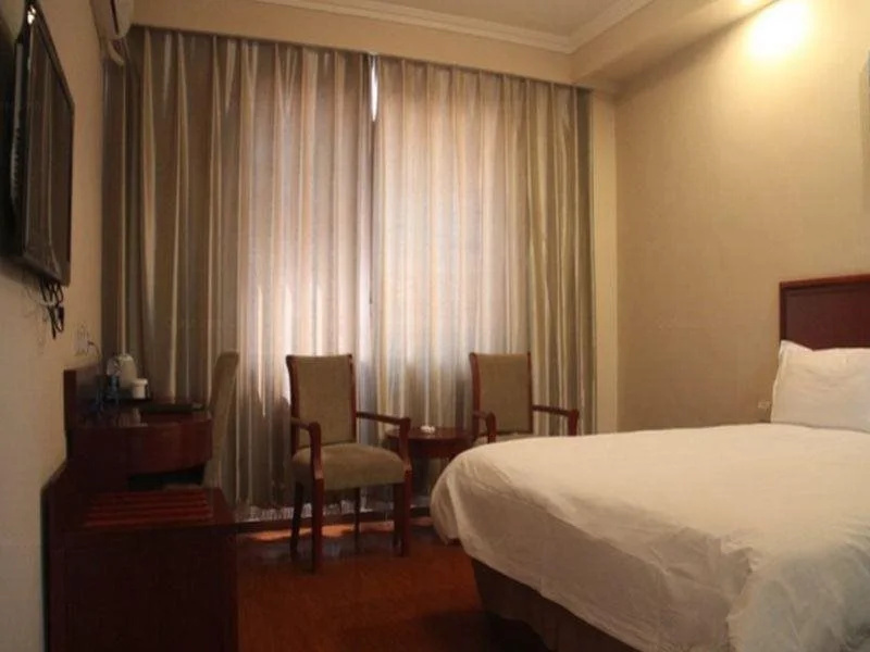 GreenTree Inn Beijing Chaoyang District Xizhihe Coking Plant Subway Station Express Hotel