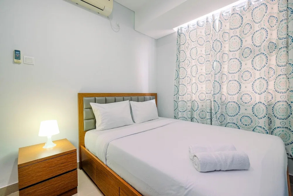 Homey and Comfortable 1BR Apartment at Royal Olive Residence