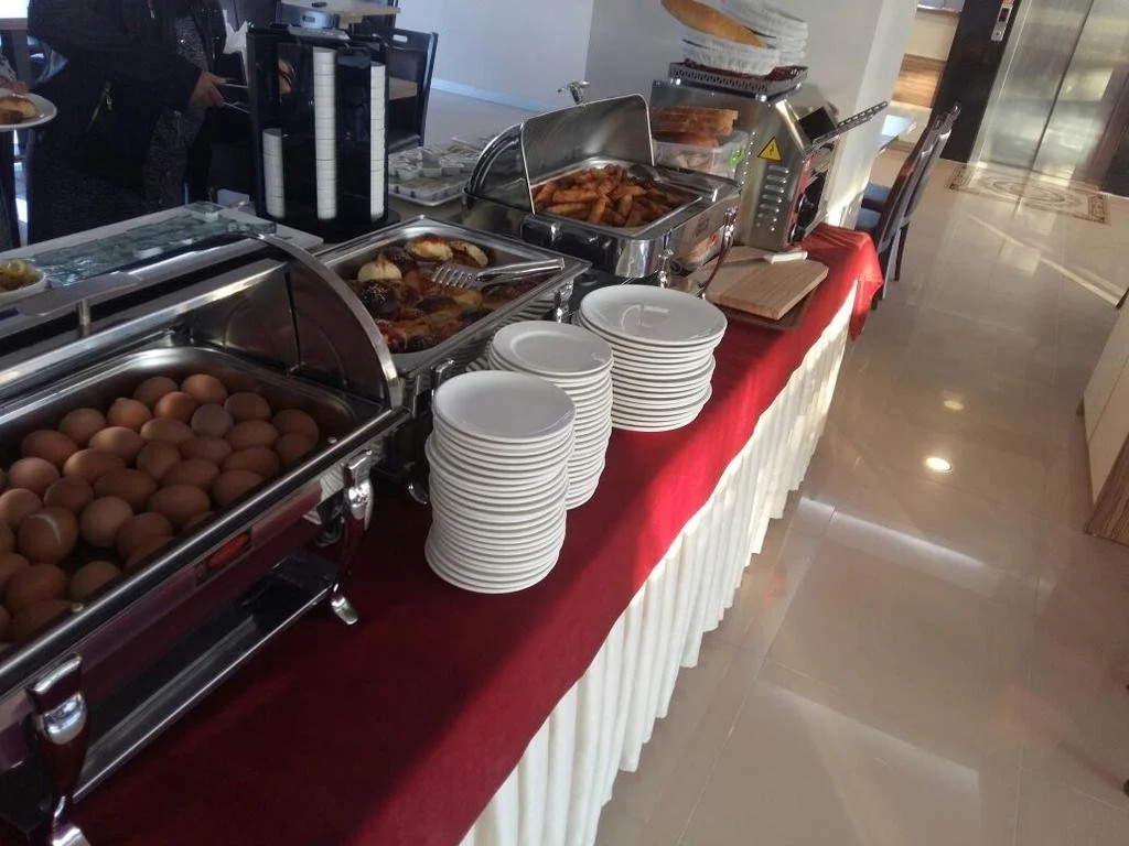 Umur Hotel