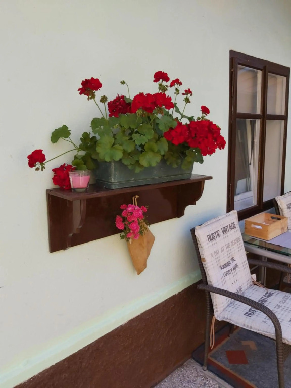 Apartments & Rooms Florjana