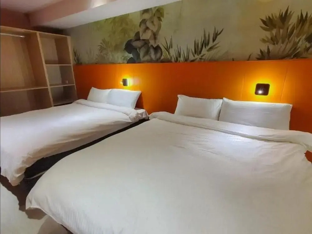 Fashion home Hotel