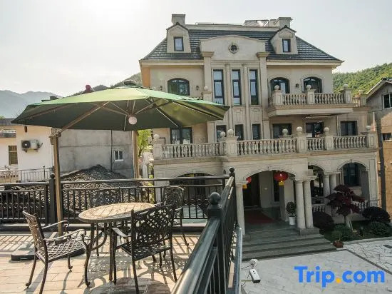 Yunshang Grassland Yishan Yishe Wild Luxury Guesthouse