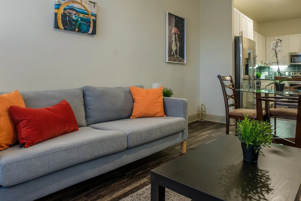 Turtle Creek Apartments by Frontdesk
