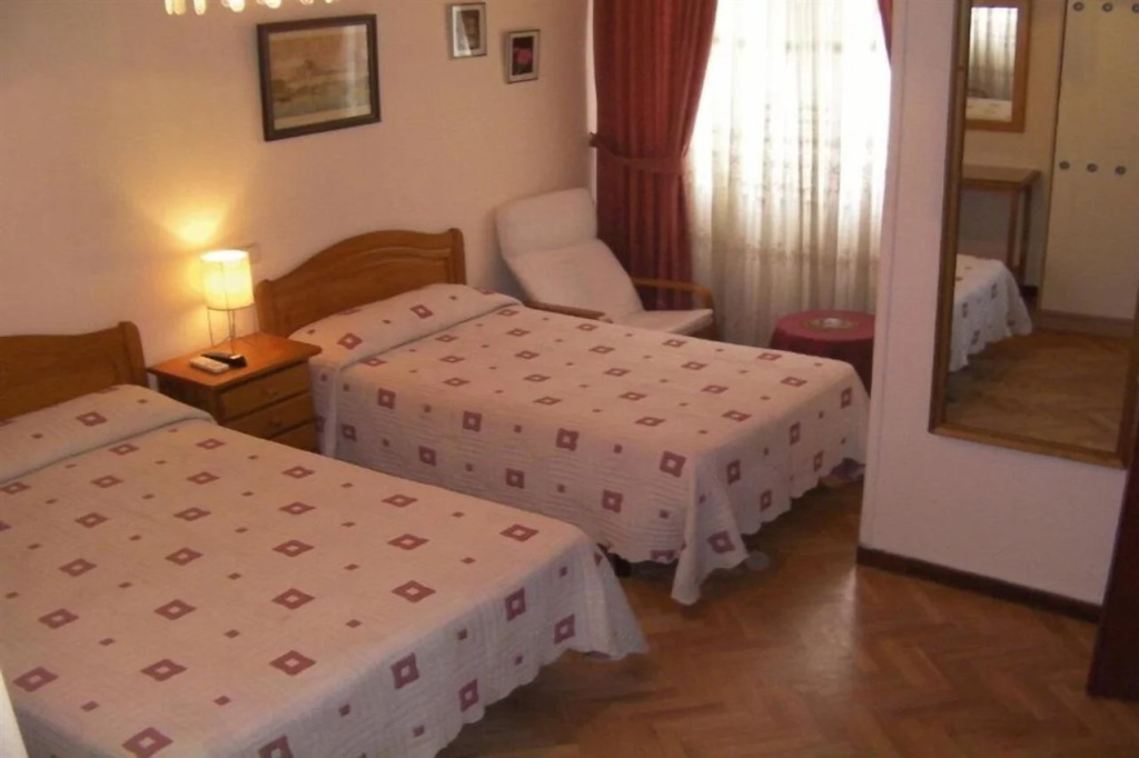 Hostal America