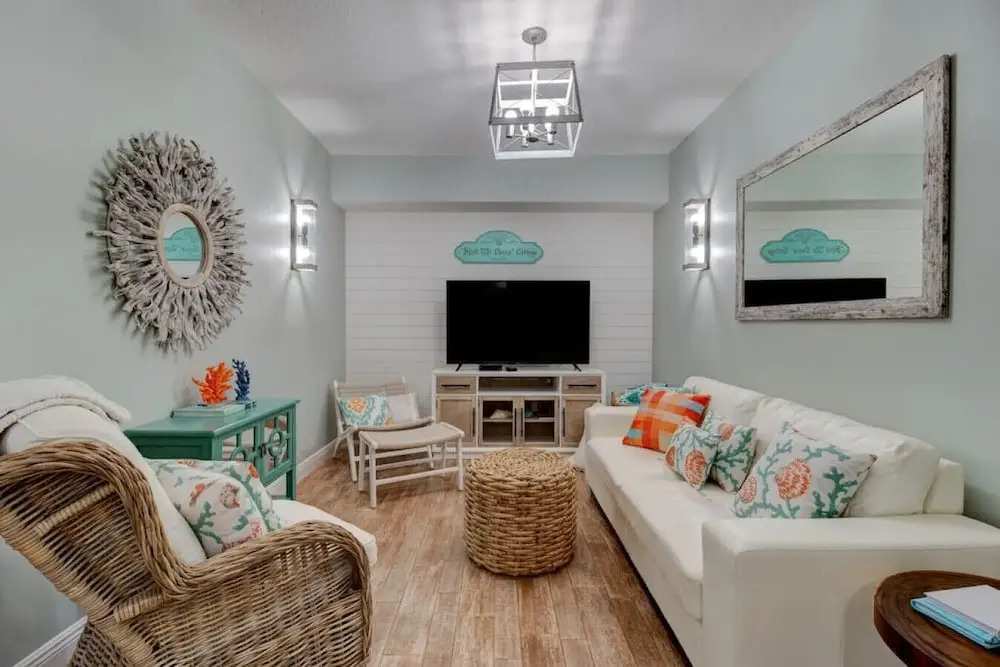 Elegant Oceanfront Pool Hot Tub at Sanibel Condos