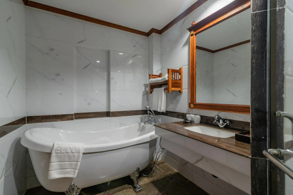 Empress Residence Resort and Spa