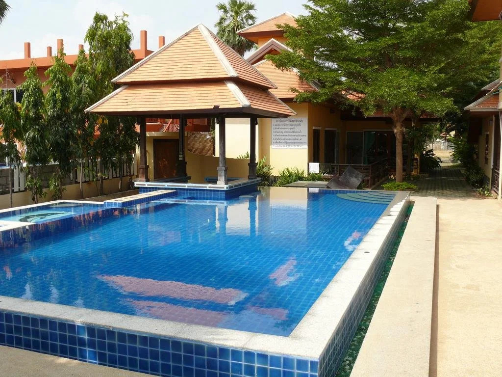 Pranburi Noy Resort