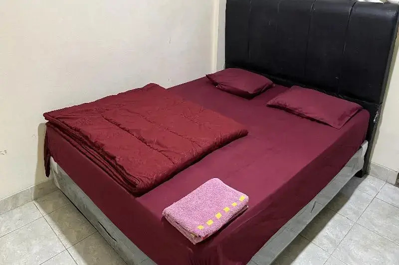Taisir Residence Near Palmerah Mitra RedDoorz