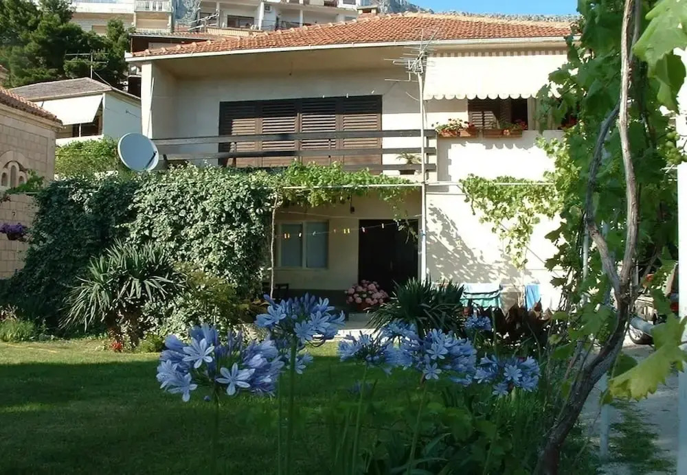 Zarko - 20 m From Beach - A1