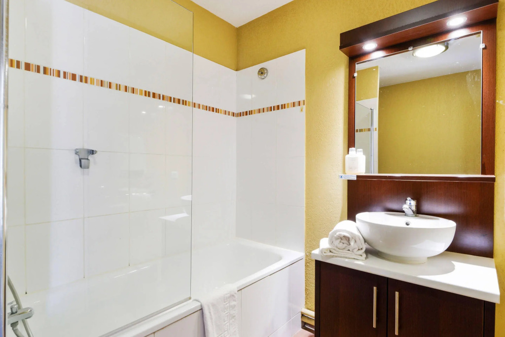 Comfort Aparthotel Six-Fours