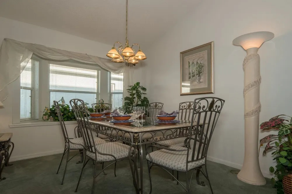LKB4705AW Lake Berkley - Four Bedroom Home