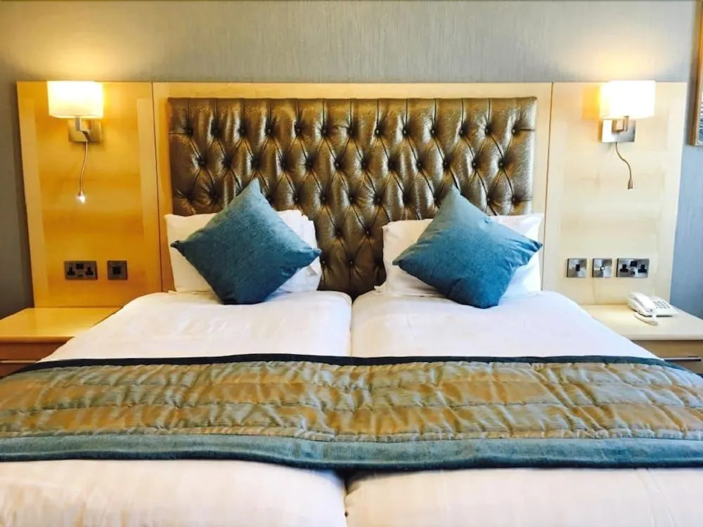 Expanse Hotel