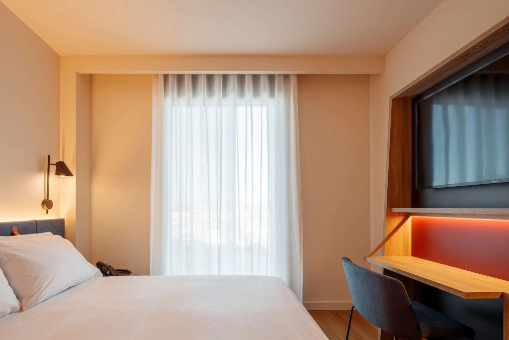 Отель Hampton by Hilton Alcobendas Madrid